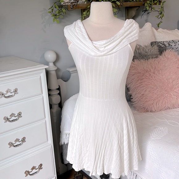 Off White Cream Dress B Original Boutique Knit A Line Medium Women Fit and Flare - Picture 6 of 12